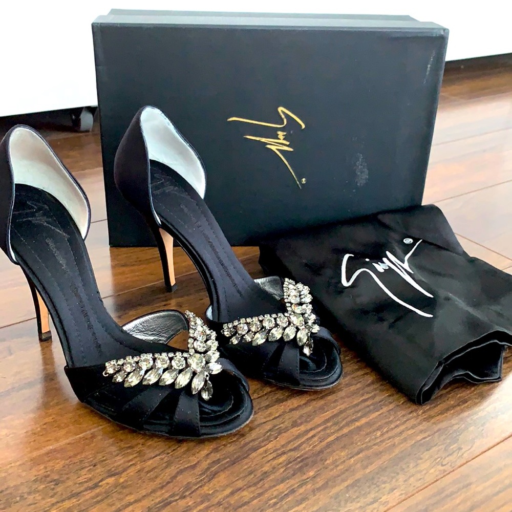 Giuseppe Zanotti Dorsay pumps